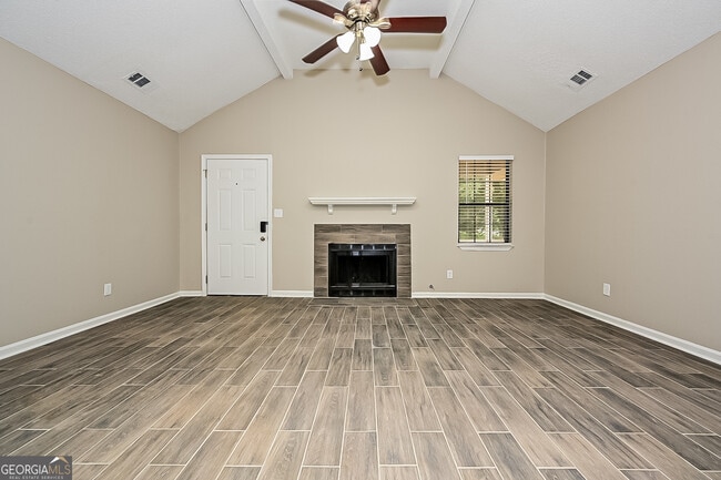 Building Photo - 2877 Old S Dr