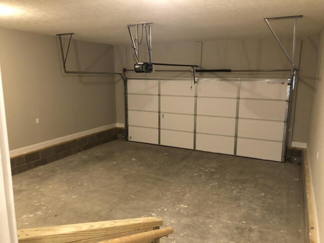 Building Photo - 468 Tundra Dr