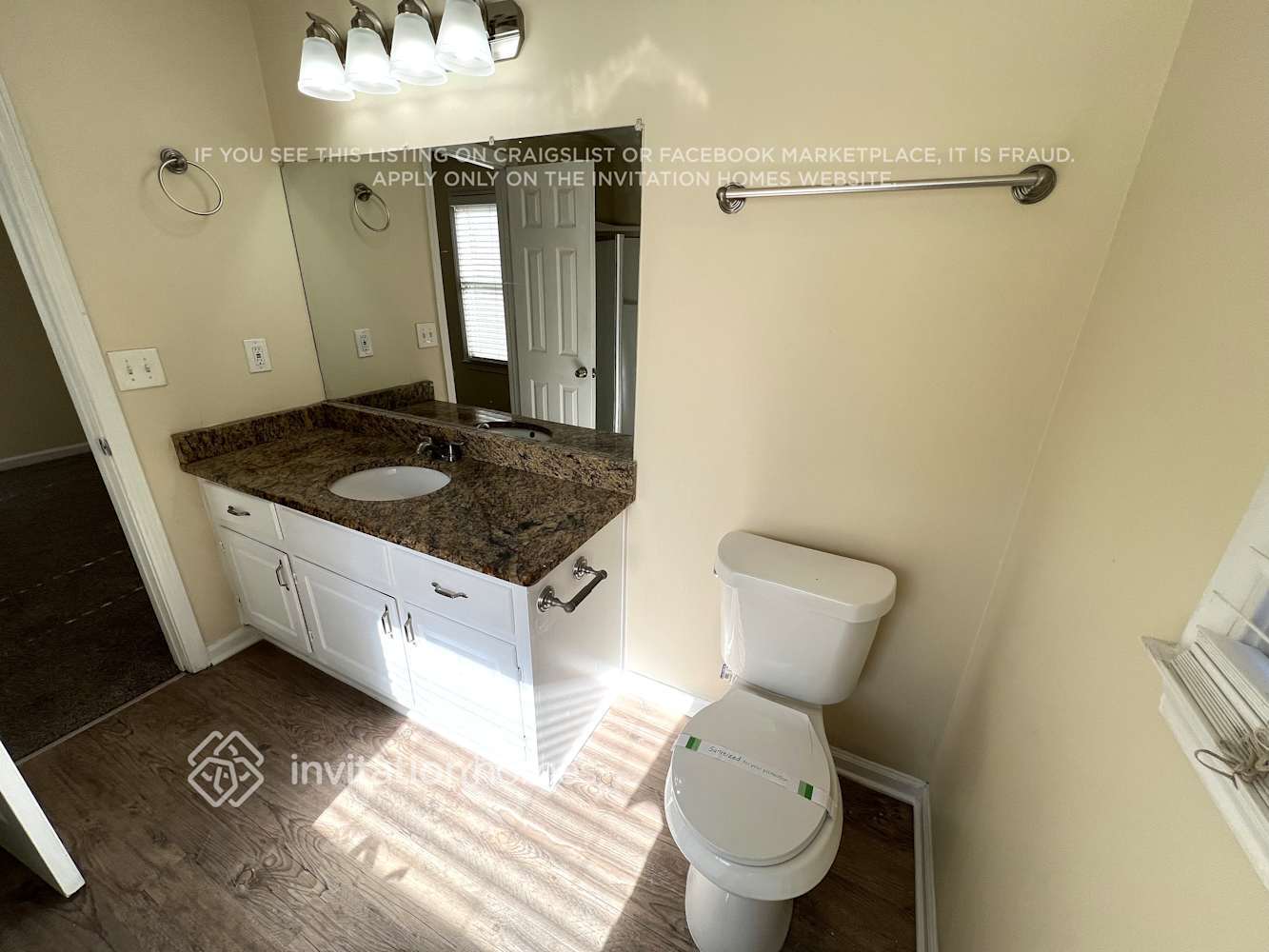 Building Photo - 10 Brookstone Ct