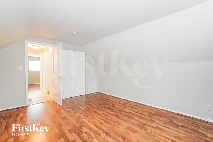 Building Photo - 754 Bevis Rd