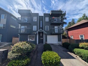 Building Photo - 2Bd/2Ba Seattle Condo