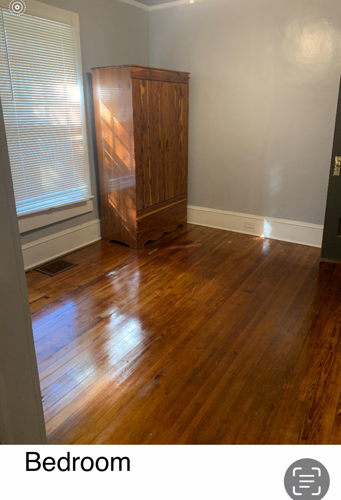 Bedroom - 707 Salisbury St