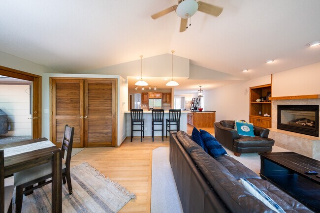 Building Photo - 3521 Widgeon Way