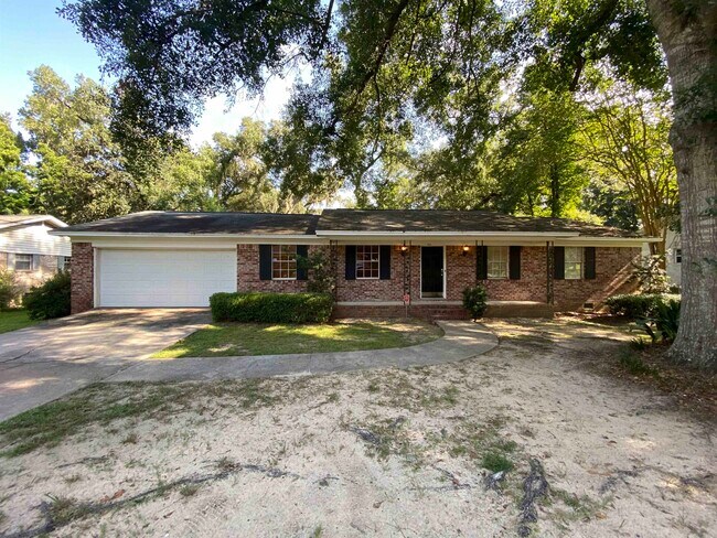 Building Photo - 2506 Waldemar Ln
