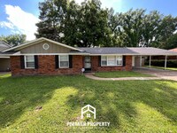 Building Photo - Charming 3BR/2BA Whitehaven Home | Hardwood Floors Throughout, Fireplace & Fenced Yard