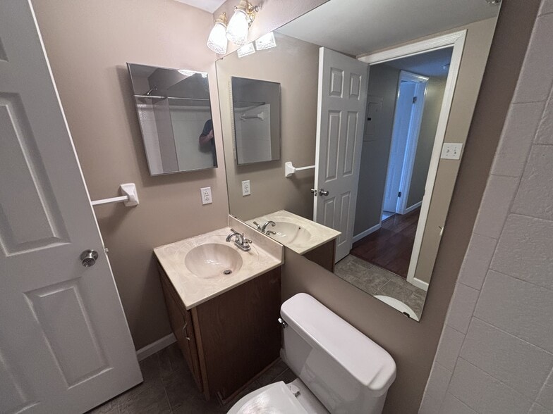 Building Photo - 7519 Triwoods Dr