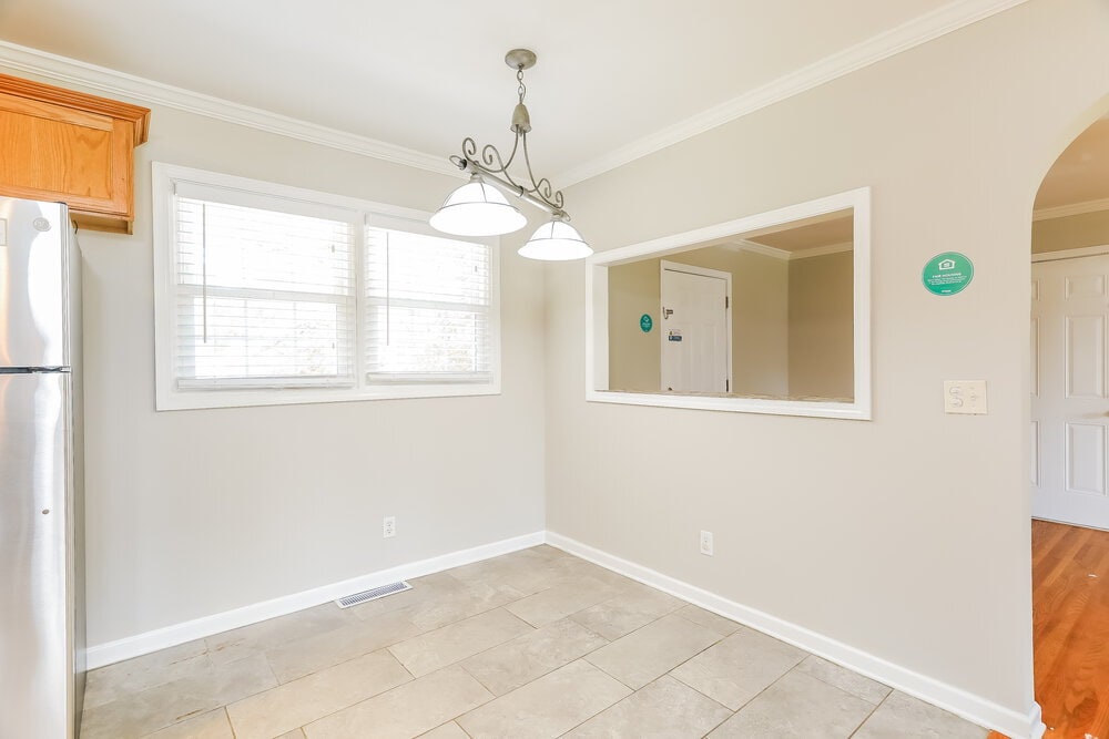 Building Photo - 1016 Delaney Dr