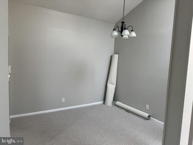Building Photo - 213 Uxbridge Dr