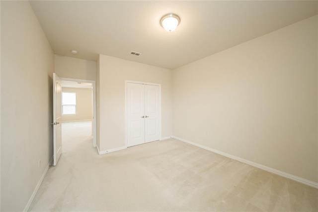 Building Photo - 2808 Frontier Dr