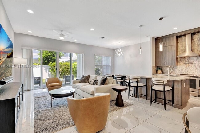 Building Photo - 4921 Pointe Midtown Way