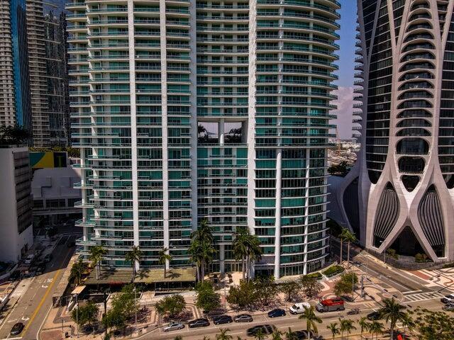 Building Photo - 900 Biscayne Blvd