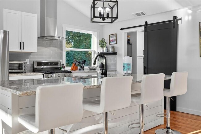 Building Photo - 1324 Ace Mcmillian Rd