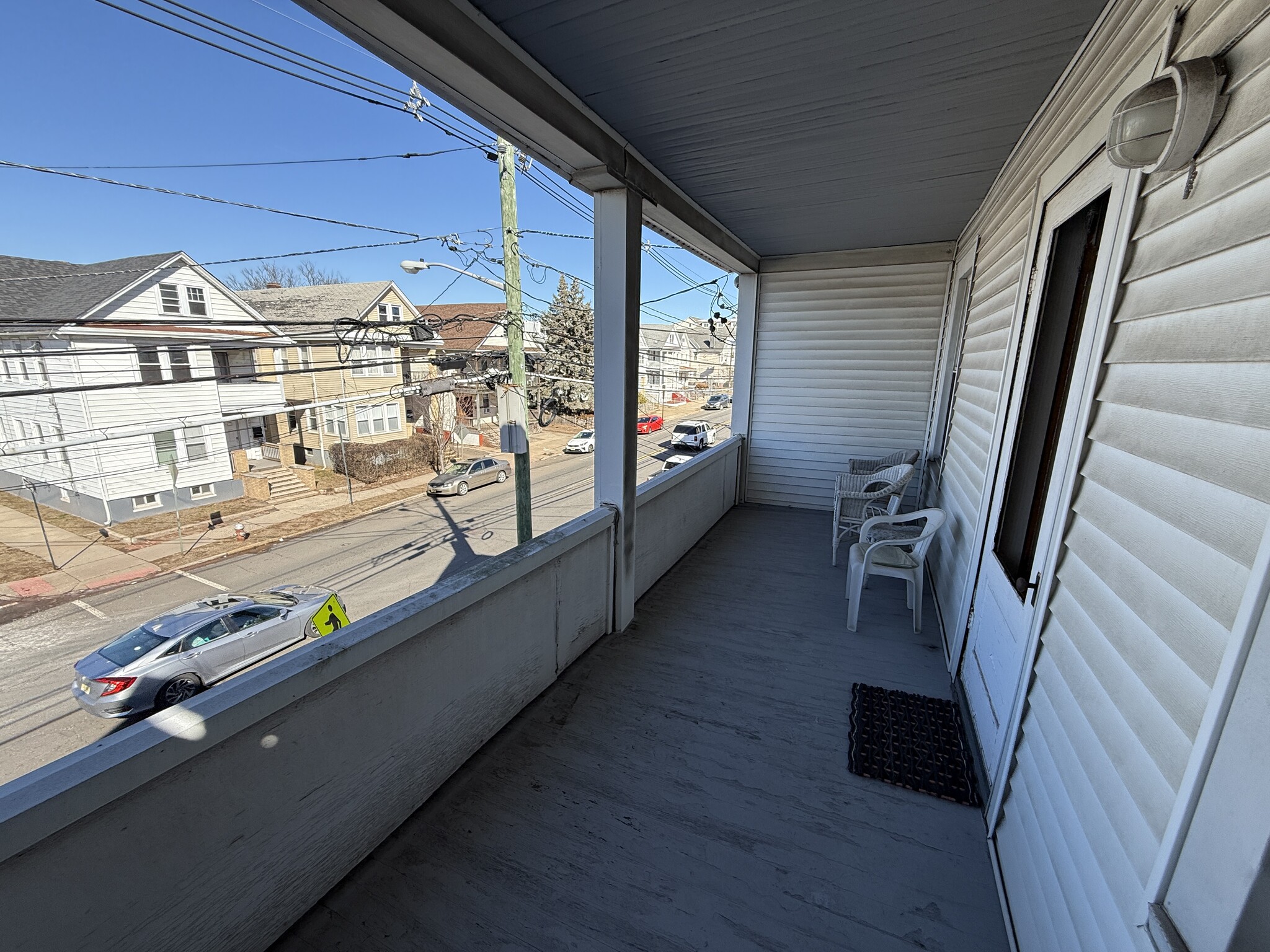 Front Porch - 226 Hamilton St