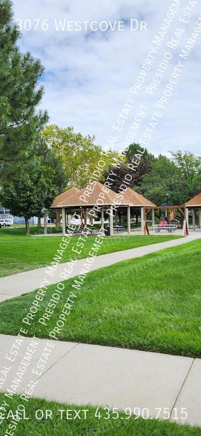 Building Photo - 3076 Westcove Dr