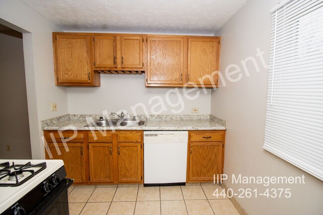 Building Photo - 4871 Banbury Ct