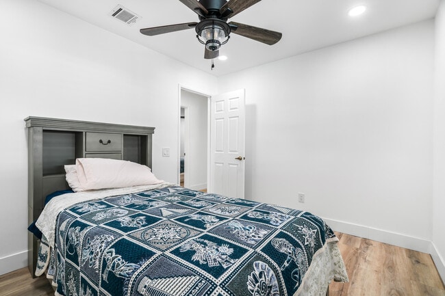 Building Photo - 79990 Camelback Dr