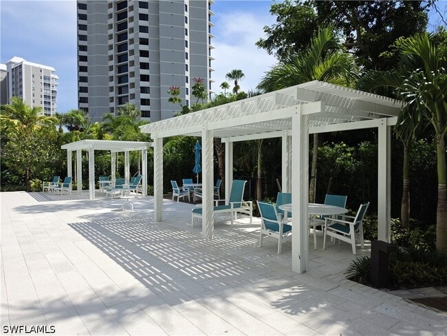 Building Photo - 5550 Heron Point Dr