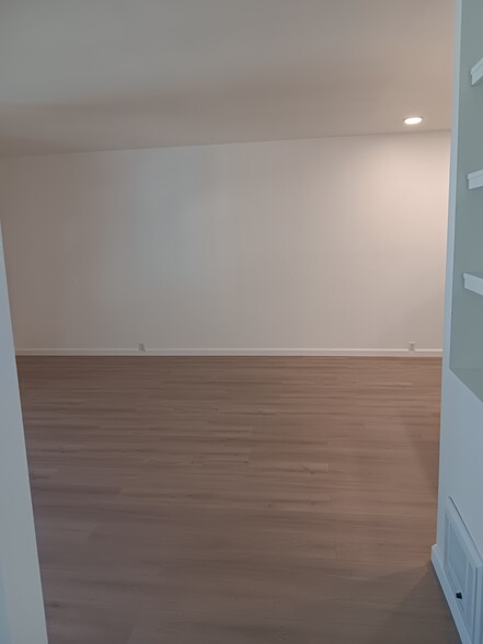 Building Photo - 6354 Rancho Mission Rd