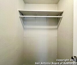 Building Photo - 116 Dolores Ave