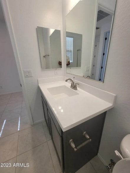 Building Photo - 18012 W Orchid Ct