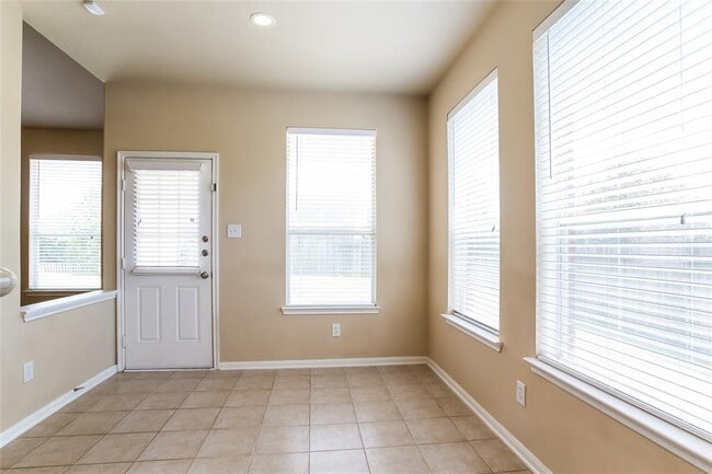 Building Photo - 15015 Misty Stone Ct