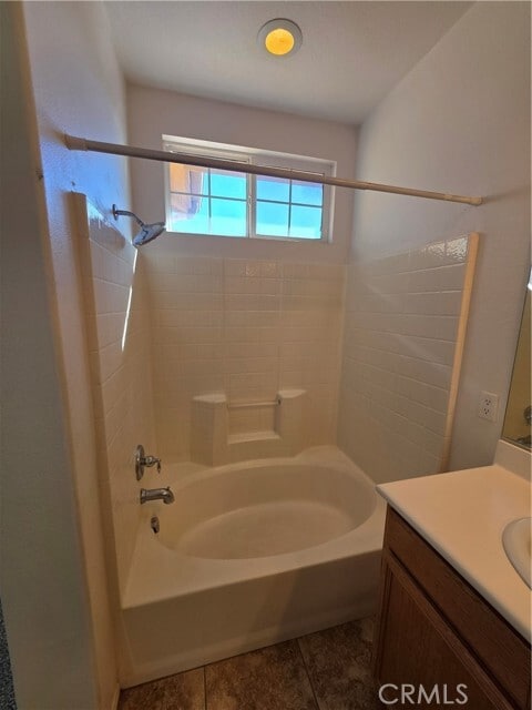 Building Photo - 2035 E Harvard Privado