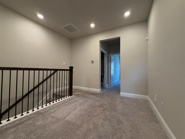 Building Photo - 624 Hutchinson Ln