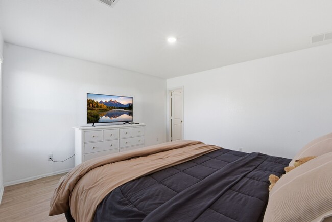 Building Photo - 14427 Woodcott Warren Wy