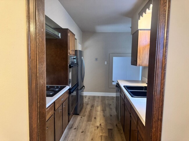 Building Photo - Welcome home!