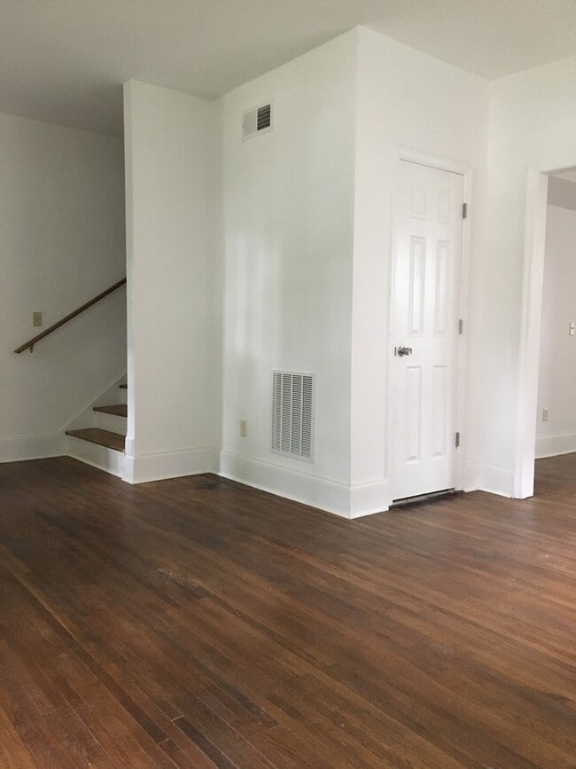 Building Photo - harde501