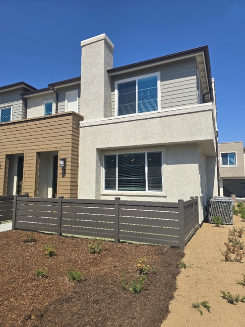Building Photo - 750 Mara Lp