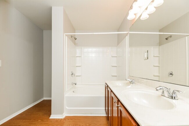 Building Photo - 4912 Sweet Shade Trail