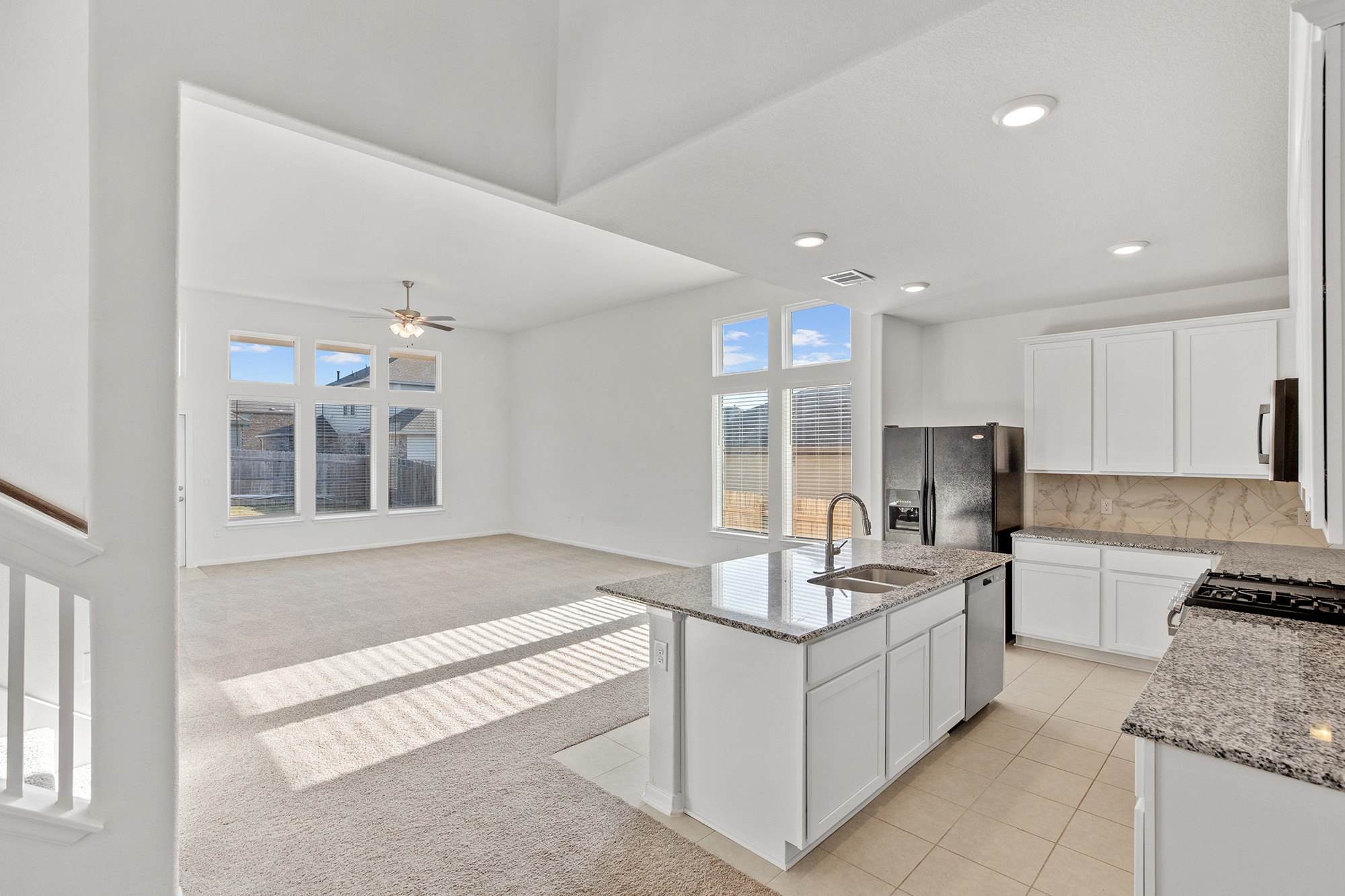 Building Photo - 5552 Bellissima Way