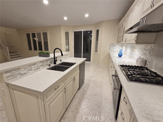 Building Photo - 61 Dovecreek