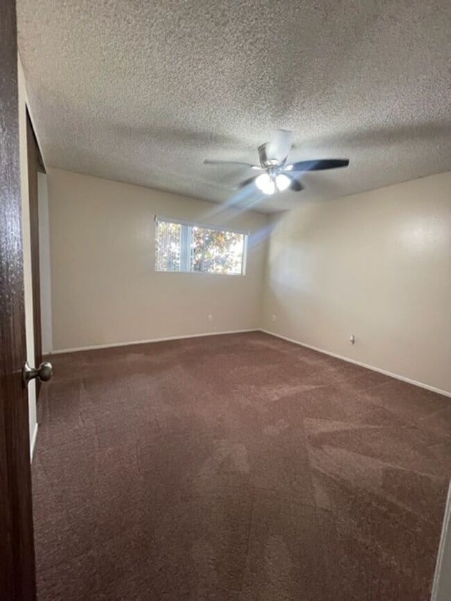 Building Photo - Downey UPPER One Bedroom with Parking, Fir...
