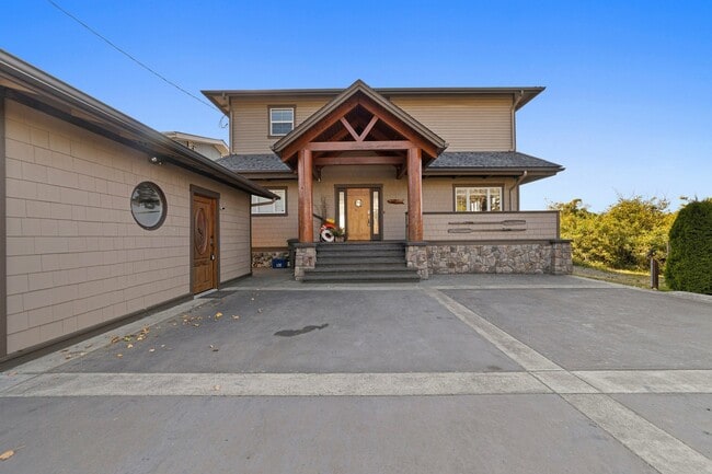 Building Photo - 4825 Sucia Dr