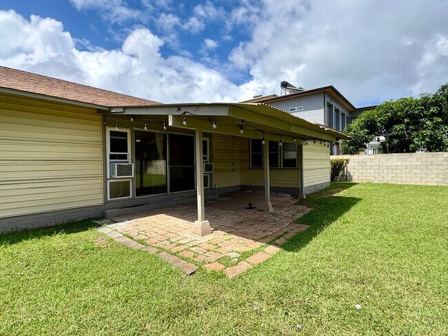 Building Photo - Available Now!! 3 BED/2.5BA + Large Carport, Yard!!