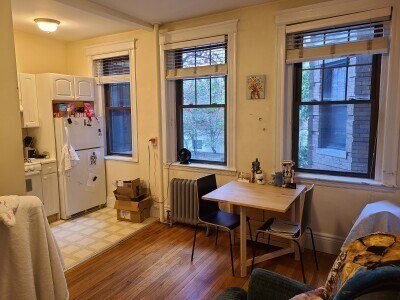 Primary Photo - 70 Queensberry St