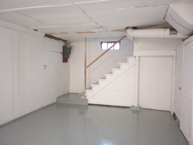 Building Photo - 50637 Portage Rd