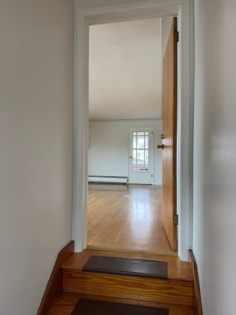 Building Photo - 307 Warren St