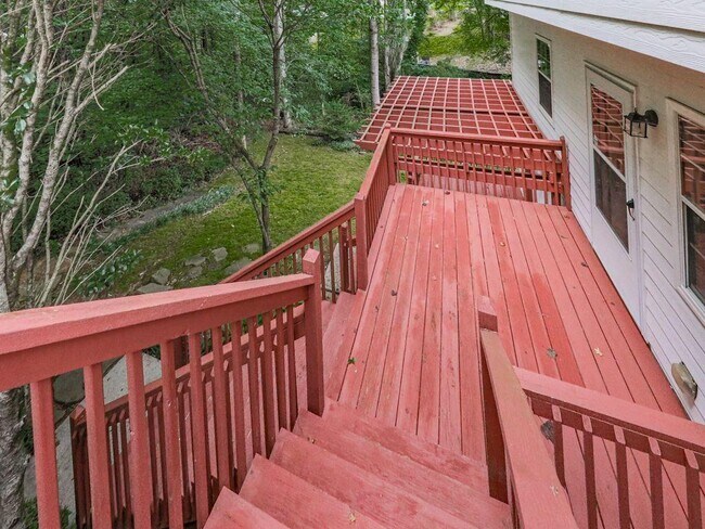 Building Photo - 3007 Clove Tree Ln
