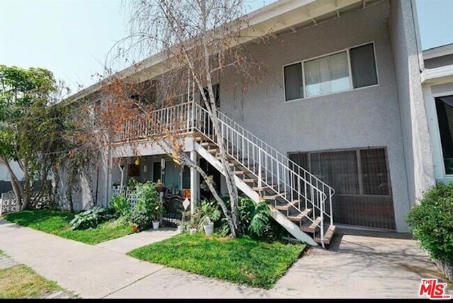 Building Photo - 1326 Amethyst St