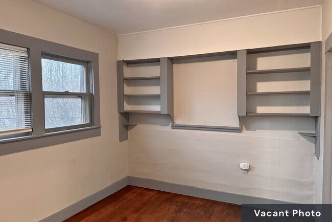 Building Photo - Charming 3 Bed 1 Bath in Hospital District