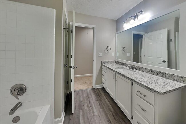 Building Photo - 3540 Spring Creek Cir