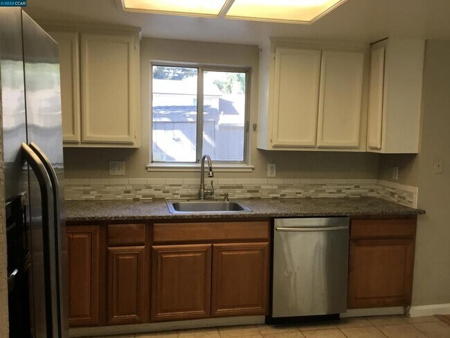 Building Photo - 6314 Port Gibson Ct