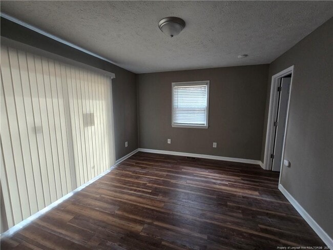 Building Photo - 2517 Vestal Ave