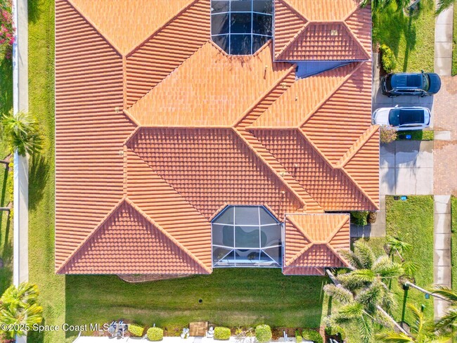 Building Photo - 8657 Villanova Dr