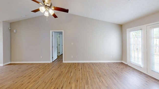 Building Photo - 1235 Longpoint Dr