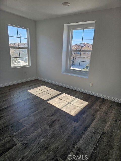 Building Photo - 4725 S Scott Way