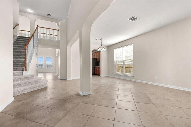 Building Photo - 1209 Laurel Oak Trail